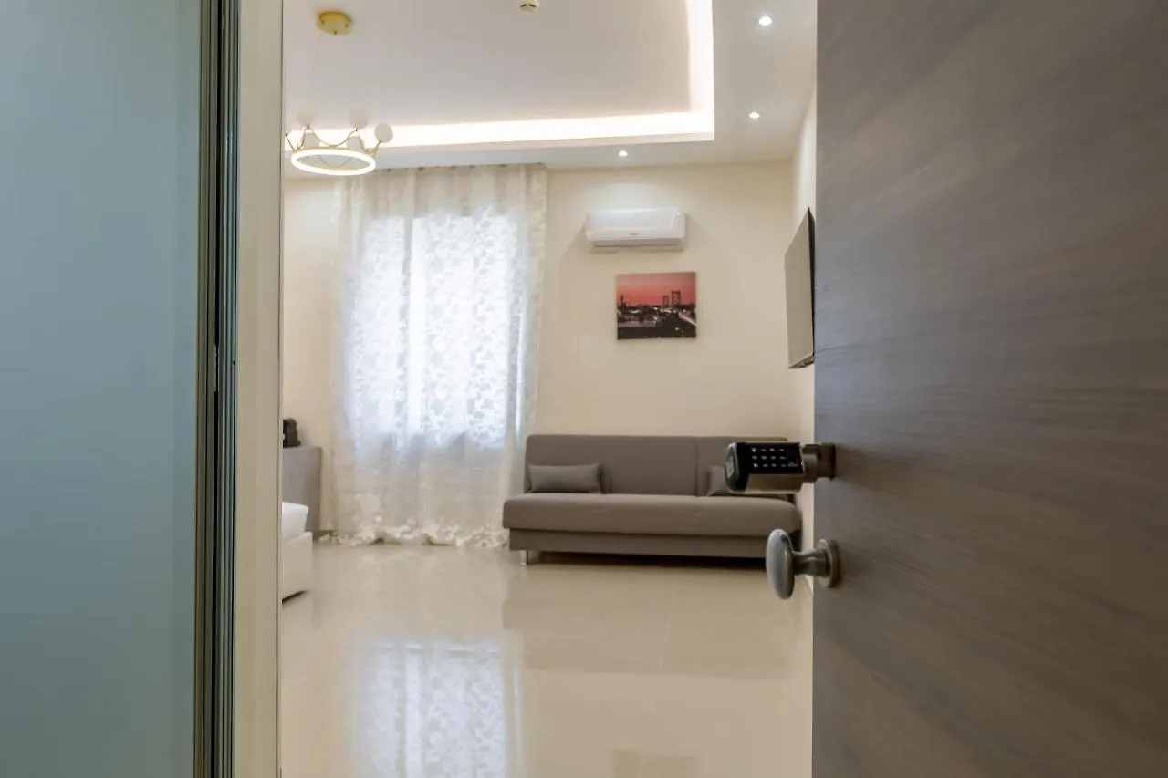 Hyper Lodge Termini Rom Italien
