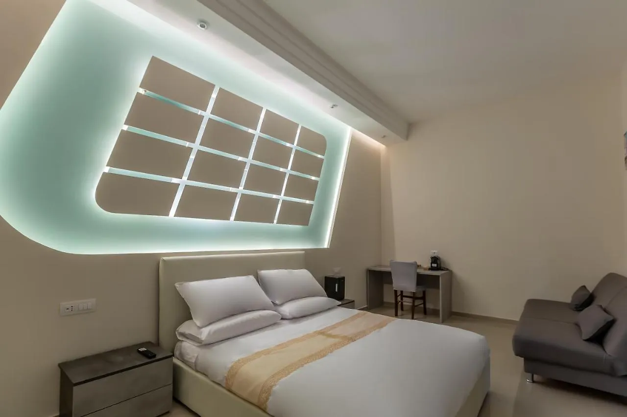 Hyper Lodge Termini Rome Guest house