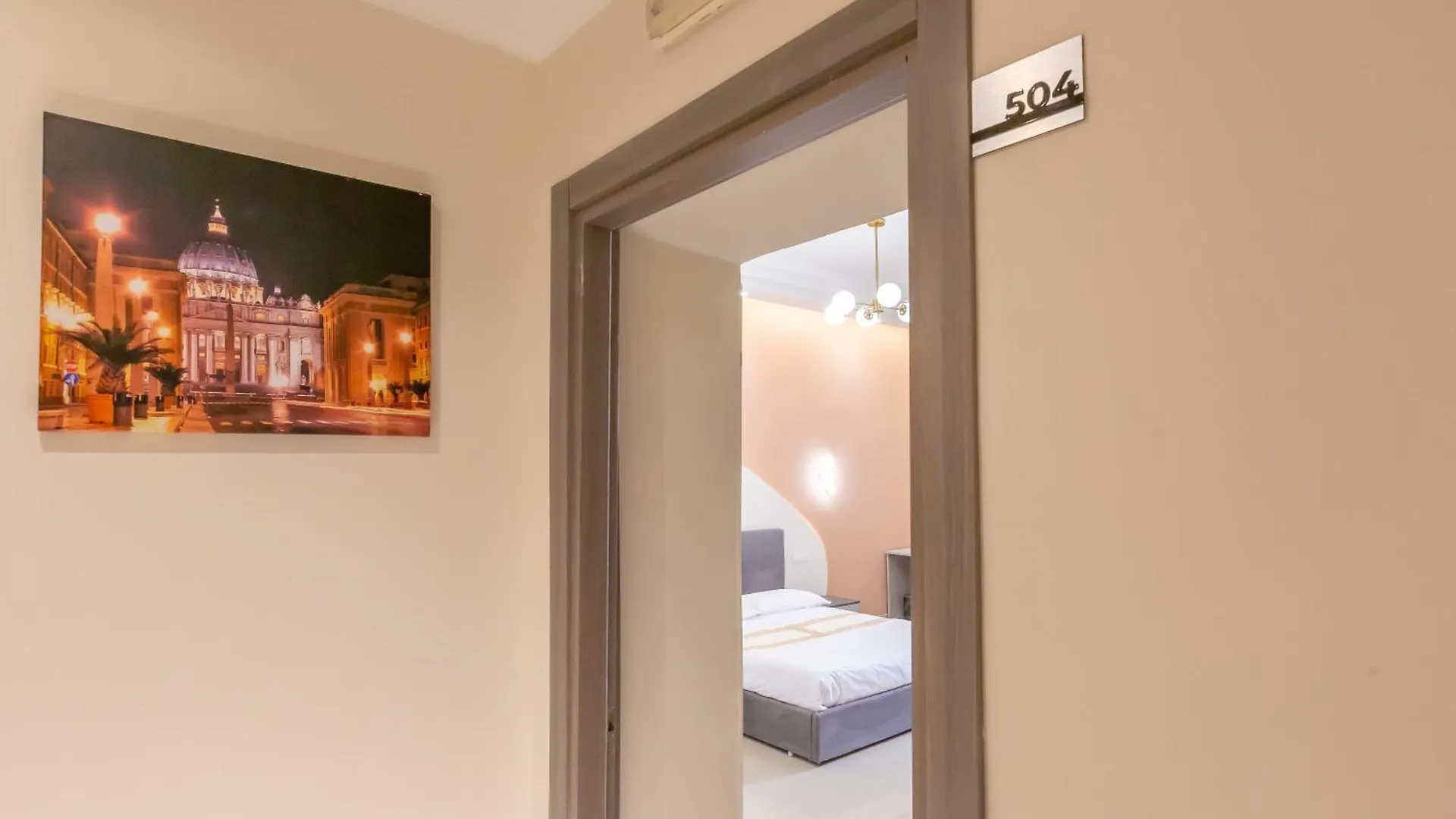 Hyper Lodge Termini Rome Italy